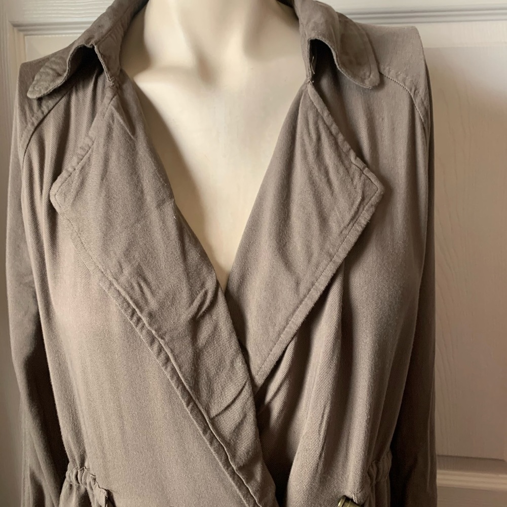 Utility Jacket - Picture 2 of 7
